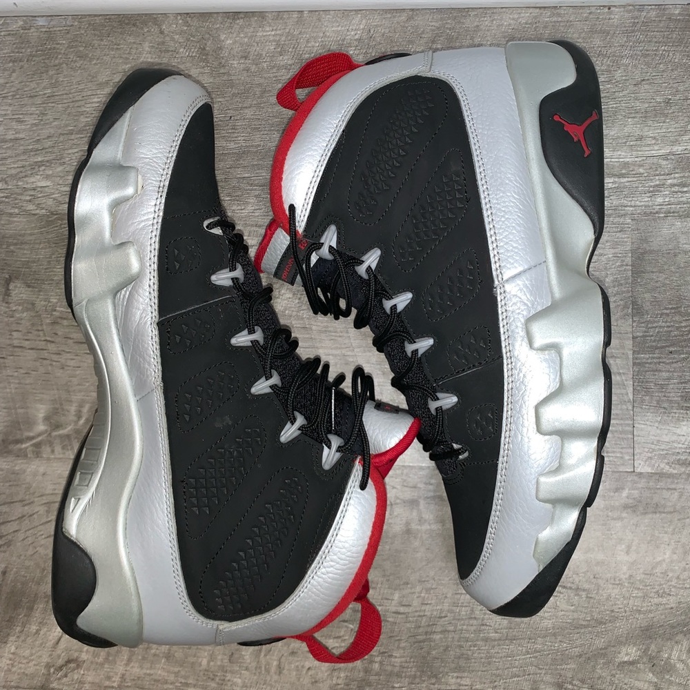 “Kilroy” 9’s